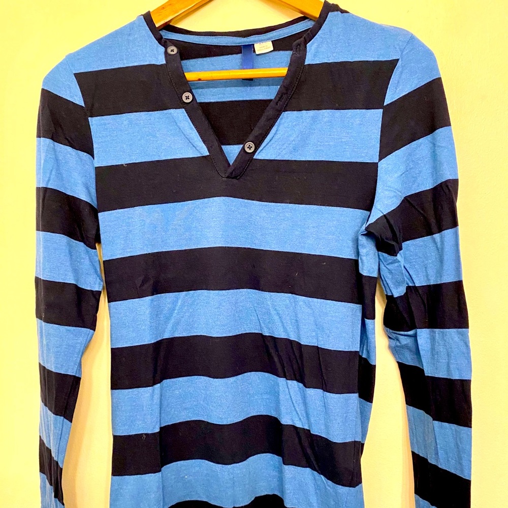 USED MENS H& M long sleeve shirt!
